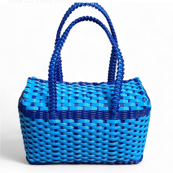 HANDMADE Artesanal Blue Woven Ratan Tote Bag With A Boho Vibe. M ,NWOT - Picture 4 of 8